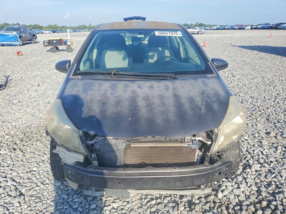 2013 Toyota Yaris მანქანა იყიდება აუქციონზე, vin: JTDKTUD32DD549631, აუქციონის ნომერი: 58041976