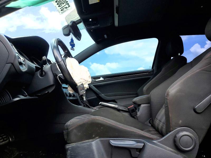 Продажа на аукционе авто 2015 Volkswagen Gti, vin: 3VWTT7AU7FM083010, номер лота: 57308576