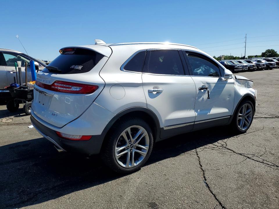 Auction sale of the 2019 Lincoln Mkc, vin: 5LMTJ3DH7KUL37670, lot number: 57917256