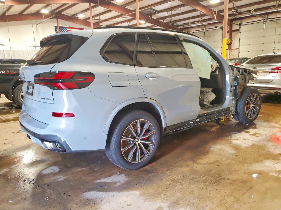 56946086 :رقم المزاد ، 5UX43EU02T9063521 vin ، 2026 Bmw X5 مزاد بيع