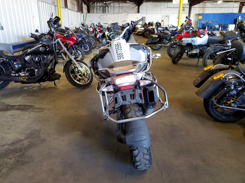 Aukcja sprzedaży 2016 Bmw R1200, vin: WB10A1202GZ666098, numer aukcji: 58873596