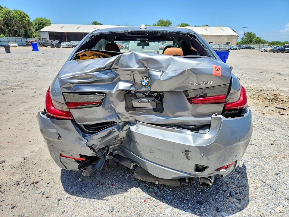 59379606 :رقم المزاد ، 3MW69FF01R8E82228 vin ، 2024 Bmw 330i مزاد بيع