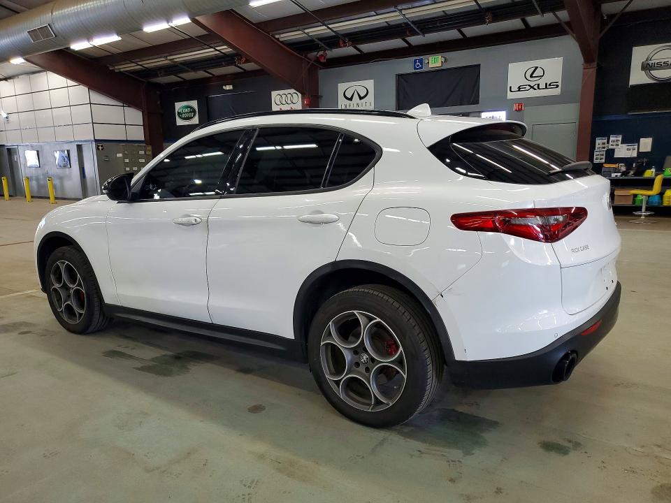 2022 Alfa Romeo Stelvio მანქანა იყიდება აუქციონზე, vin: ZASPAJAN1N7D47094, აუქციონის ნომერი: 58875016