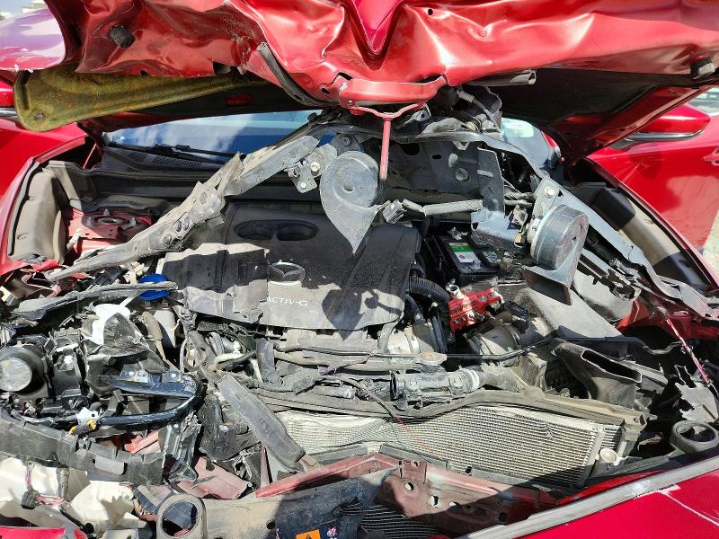 59318716 :رقم المزاد ، 3MVDMBCL8NM424892 vin ، 2022 Mazda Cx-30 مزاد بيع