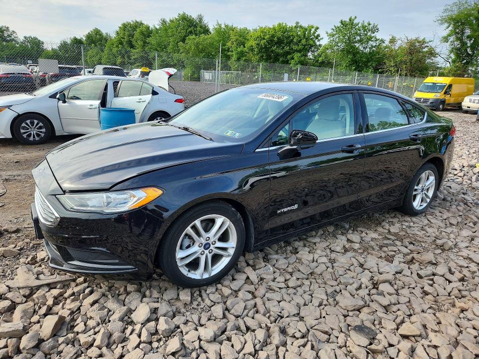 56004396 :رقم المزاد ، 3FA6P0UUXJR101055 vin ، 2018 Ford Fusion مزاد بيع