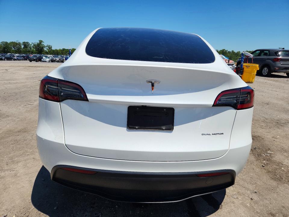 58152096 :رقم المزاد ، 7SAYGAEE2SF306648 vin ، 2025 Tesla Model Y مزاد بيع