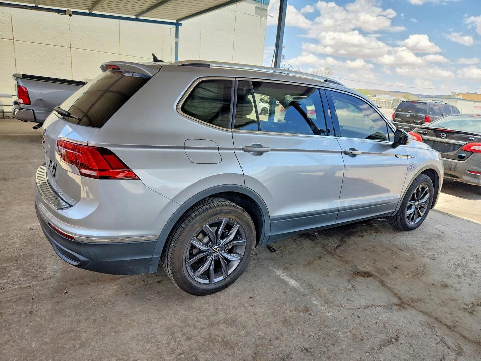 59605496 :رقم المزاد ، 3VV3B7AX0PM084289 vin ، 2023 Volkswagen Tiguan مزاد بيع