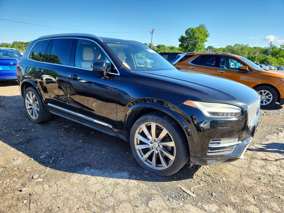 57021616 :رقم المزاد ، YV4A22PL2G1014851 vin ، 2016 Volvo Xc90 مزاد بيع