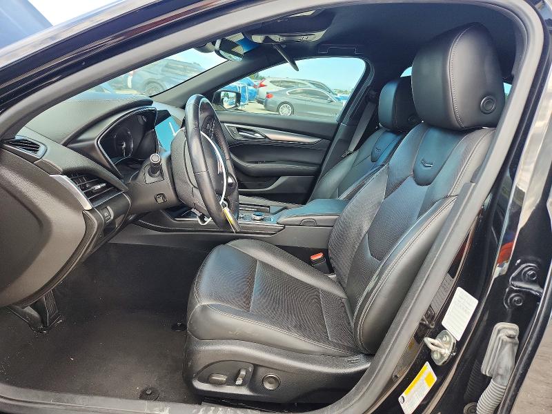 58399086 :رقم المزاد ، 1G6DN5RK0N0116748 vin ، 2022 Cadillac Ct5 مزاد بيع