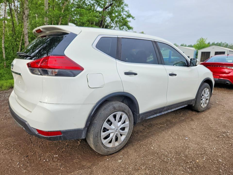 51624036 :رقم المزاد ، 5N1AT2MTXHC888578 vin ، 2017 Nissan Rogue مزاد بيع