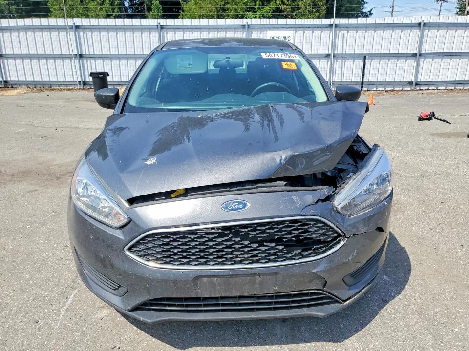 Продажа на аукционе авто 2017 Ford Focus, vin: 1FADP3E27HL325558, номер лота: 58717396