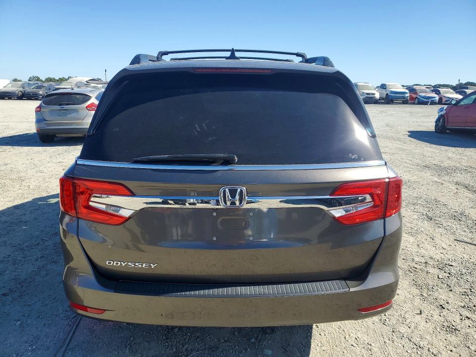 Продаж на аукціоні авто 2018 Honda Odyssey, vin: 5FNRL6H70JB060253, номер лоту: 59542646