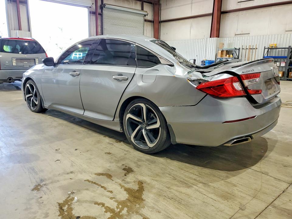 2022 Honda Accord მანქანა იყიდება აუქციონზე, vin: 1HGCV1F44NA046755, აუქციონის ნომერი: 55701966