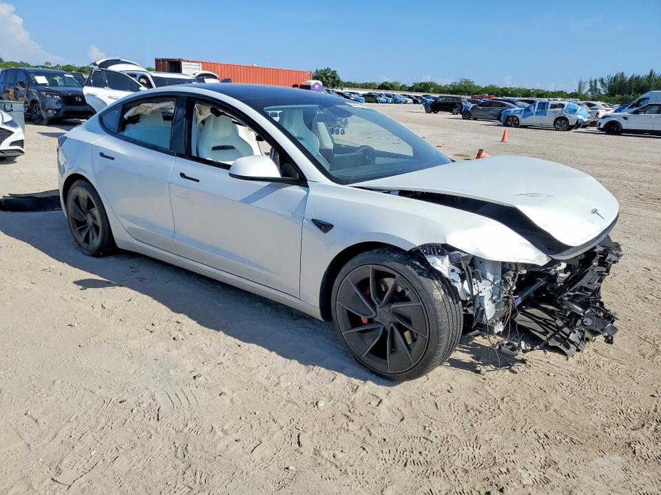57473426 :رقم المزاد ، 5YJ3E1ET3RF885199 vin ، 2024 Tesla Model 3 مزاد بيع
