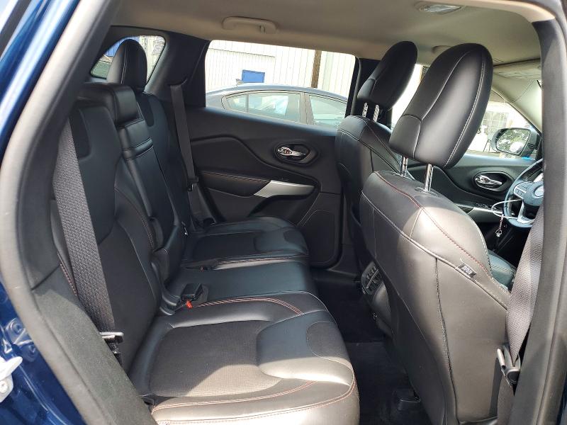 58945376 :رقم المزاد ، 1C4PJMBX9JD522035 vin ، 2018 Jeep Cherokee مزاد بيع