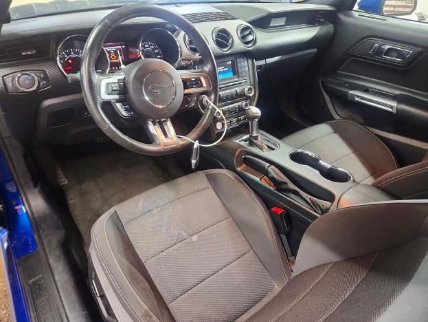56777436 :رقم المزاد ، 1FATP8EMXH5345964 vin ، 2017 Ford Mustang مزاد بيع