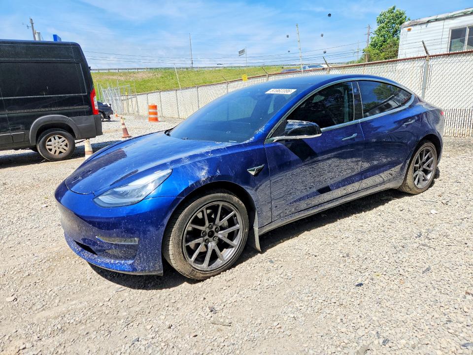 51962396 :رقم المزاد ، 5YJ3E1EB1KF359523 vin ، 2019 Tesla Model 3 مزاد بيع