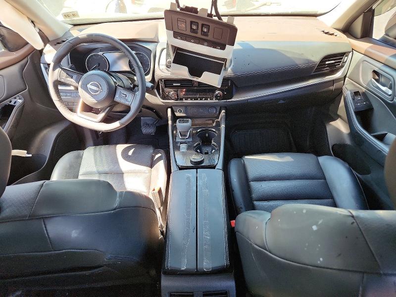 56031156 :رقم المزاد ، 5N1BT3BB4NC734061 vin ، 2022 Nissan Rogue مزاد بيع