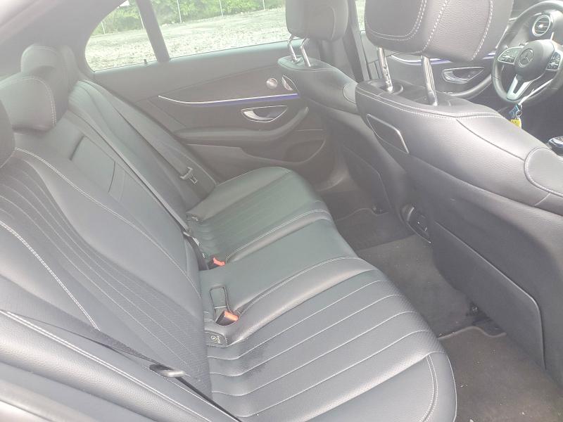 57812066 :رقم المزاد ، WDDZF4KB0KA617395 vin ، 2019 Mercedes-benz E مزاد بيع