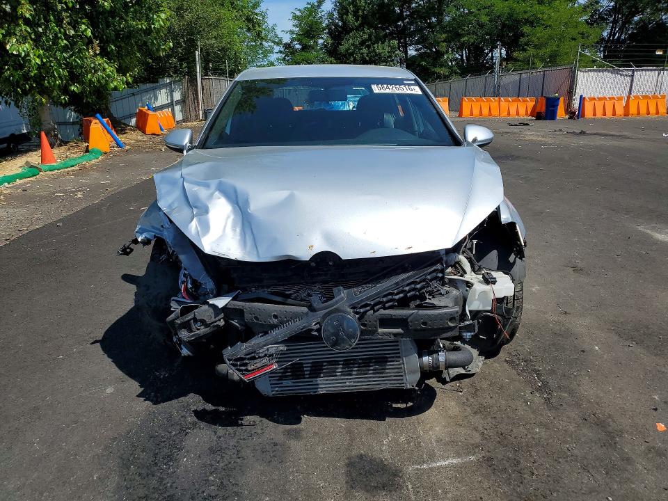 Продажа на аукционе авто 2017 Volkswagen Gti, vin: 3VW5T7AU1HM033165, номер лота: 58426516
