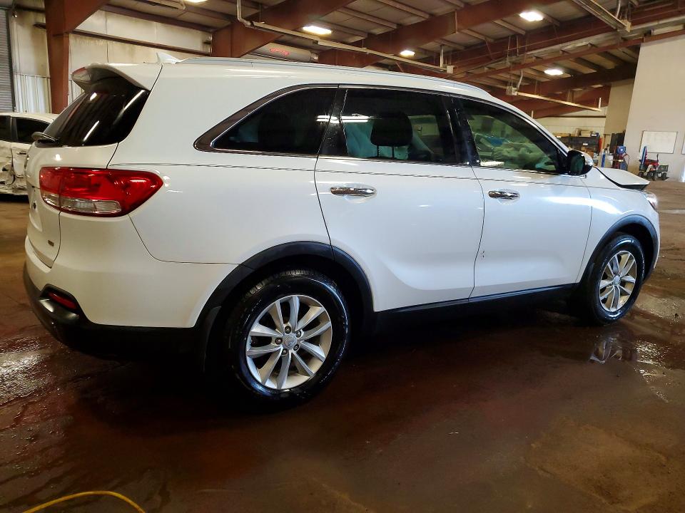 56398826 :رقم المزاد ، 5XYPG4A32GG018160 vin ، 2016 Kia Sorento مزاد بيع