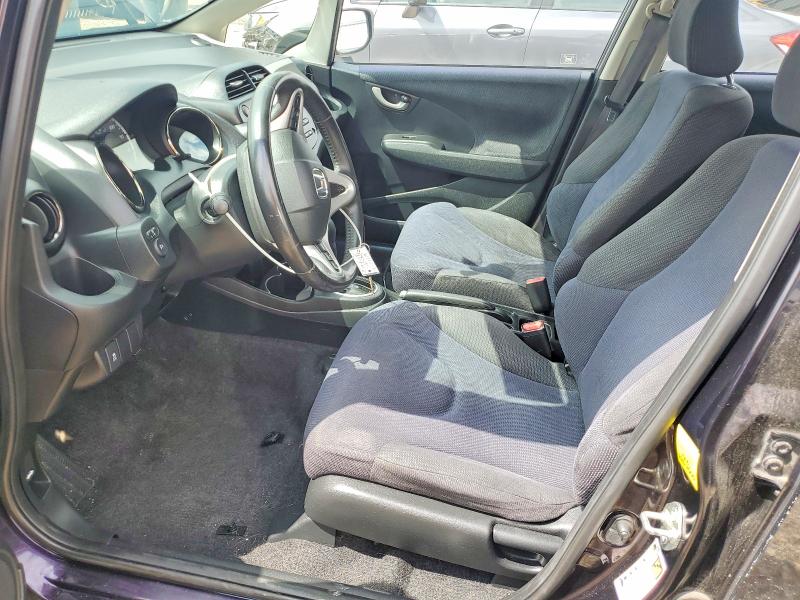 57030426 :رقم المزاد ، JHMGE8H51DC004107 vin ، 2013 Honda Fit مزاد بيع