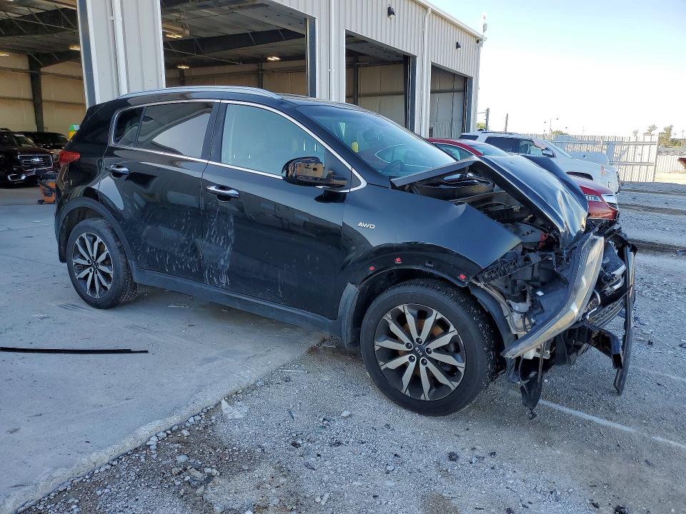 2017 Kia Sportage მანქანა იყიდება აუქციონზე, vin: KNDPNCACXH7069324, აუქციონის ნომერი: 53610676
