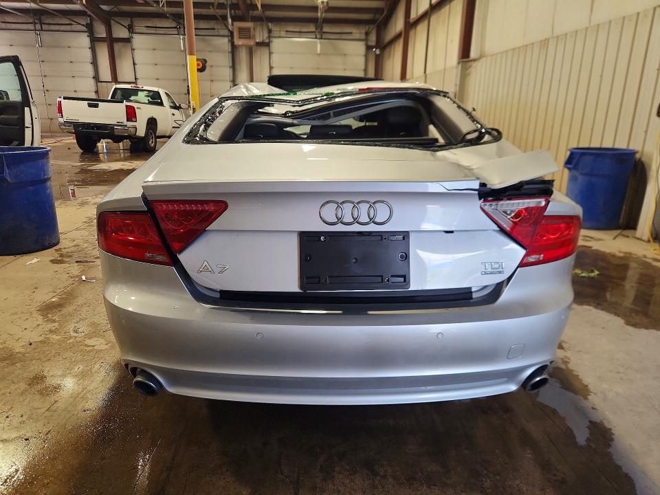 Продажа на аукционе авто 2015 Audi A7, vin: WAUWMAFC5FN009145, номер лота: 55385736