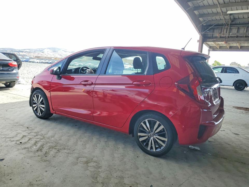 56629576 :رقم المزاد ، 3HGGK5H86FM739011 vin ، 2015 Honda Fit مزاد بيع