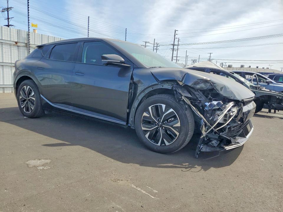 2024 Kia Ev6 მანქანა იყიდება აუქციონზე, vin: KNDC34LA5R5623338, აუქციონის ნომერი: 56369576