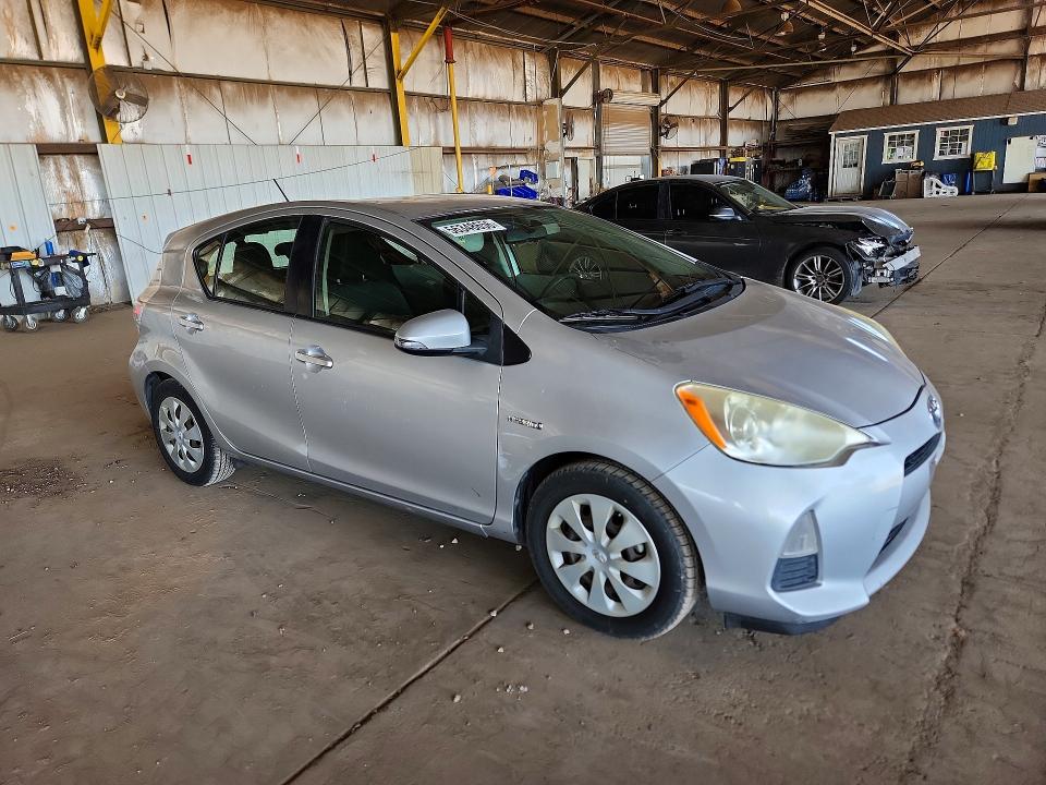 56348656 :رقم المزاد ، JTDKDTB33C1509343 vin ، 2012 Toyota Prius C مزاد بيع