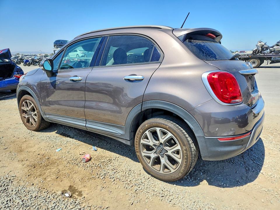 58981946 :رقم المزاد ، ZFBCFXCB1HP522658 vin ، 2017 Fiat 500x مزاد بيع