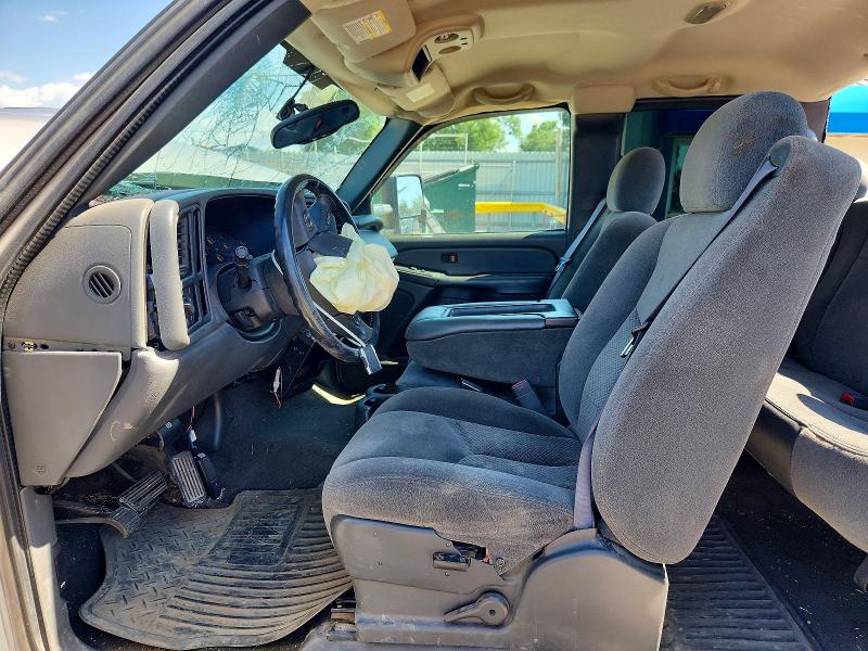 56517736 :رقم المزاد ، 1GCHC292X5E248731 vin ، 2005 Chevrolet Silverado مزاد بيع
