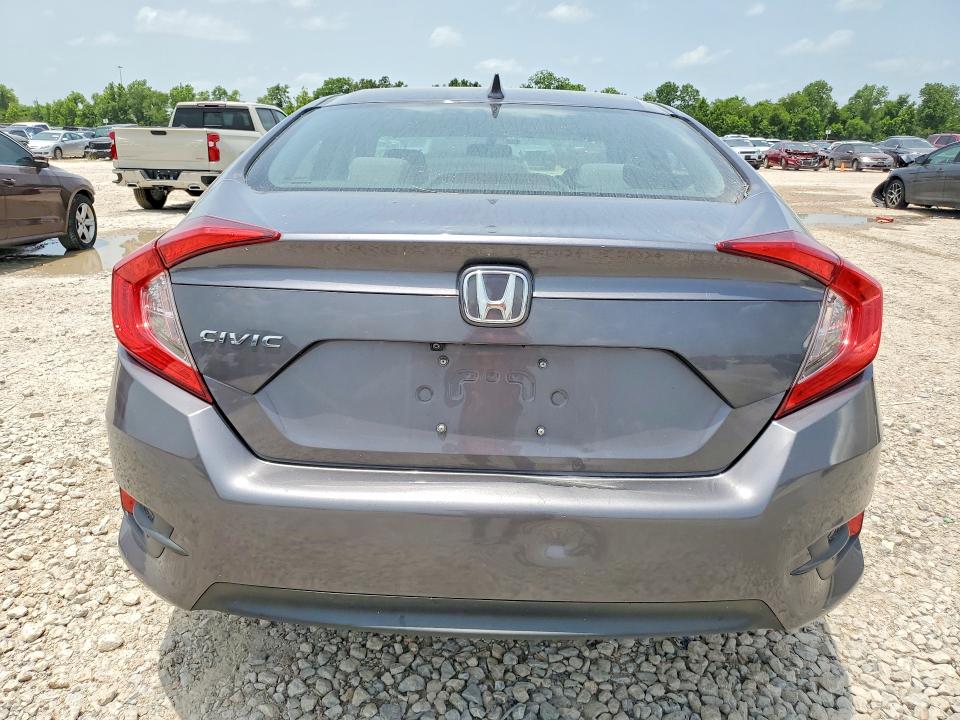 58693336 :رقم المزاد ، 19XFC2F74JE040947 vin ، 2018 Honda Civic مزاد بيع