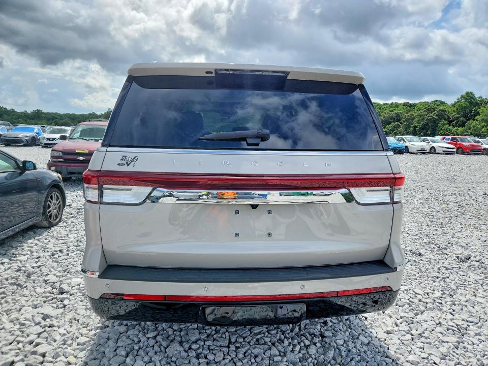 57331786 :رقم المزاد ، 5LMJJ2LT9NEL17331 vin ، 2022 Lincoln Navigator مزاد بيع