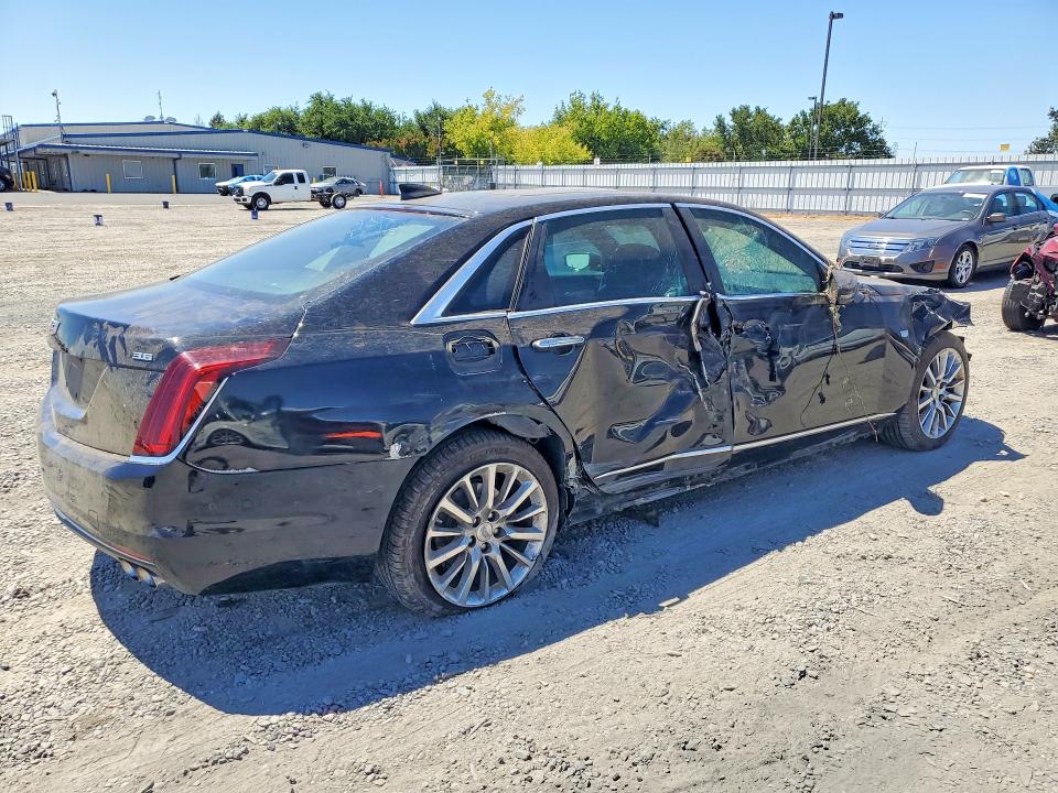 58509246 :رقم المزاد ، 1G6KD5RS7HU183810 vin ، 2017 Cadillac Ct6 مزاد بيع