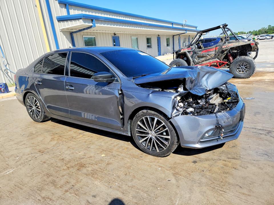 57887046 :رقم المزاد ، 3VWD17AJ0GM231712 vin ، 2016 Volkswagen Jetta مزاد بيع