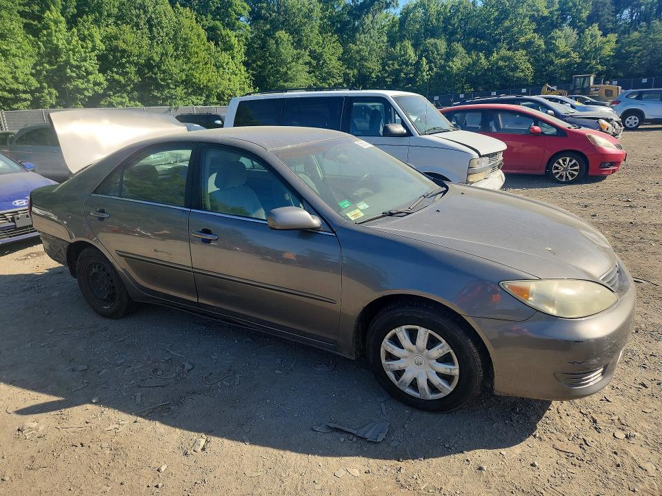 2006 Toyota Camry მანქანა იყიდება აუქციონზე, vin: 4T1BE30K96U728684, აუქციონის ნომერი: 55581316