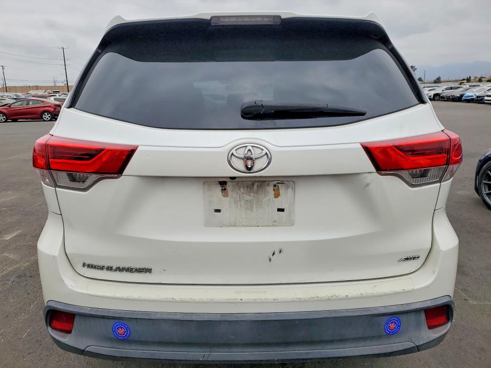 Aukcja sprzedaży 2018 Toyota Highlander, vin: 5TDBZRFH4JS844508, numer aukcji: 85973465