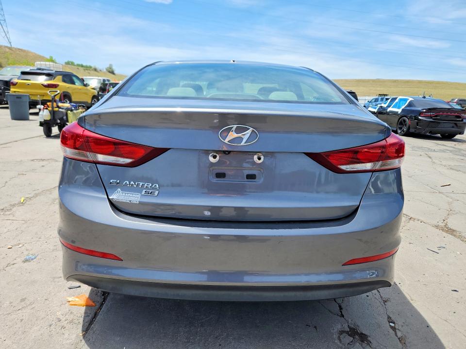 57681516 :رقم المزاد ، 5NPD74LFXJH383308 vin ، 2018 Hyundai Elantra مزاد بيع