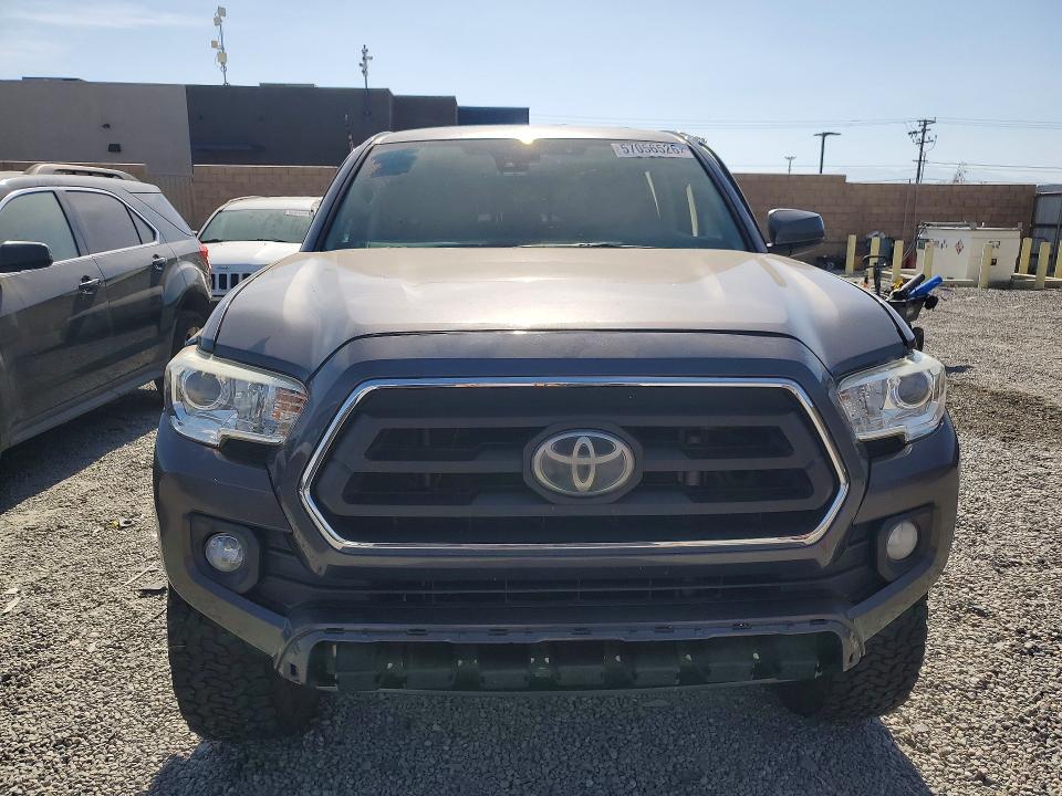 57056526 :رقم المزاد ، 5TFAX5GNXLX175544 vin ، 2020 Toyota Tacoma مزاد بيع