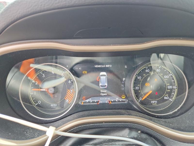 58365766 :رقم المزاد ، 1C4PJMDS4FW521582 vin ، 2015 Jeep Cherokee مزاد بيع