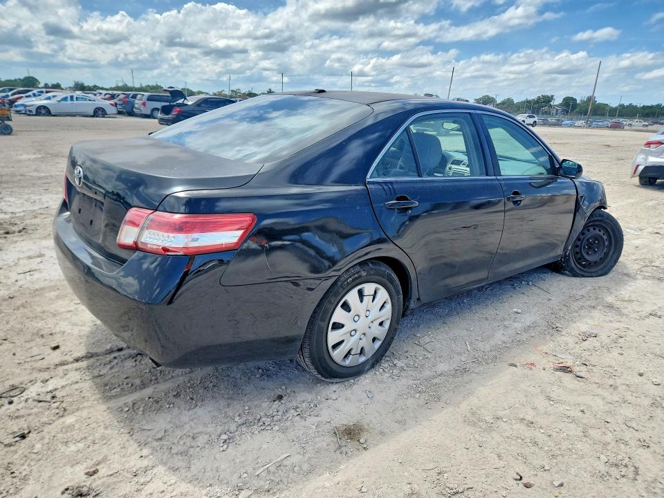 2011 Toyota Camry მანქანა იყიდება აუქციონზე, vin: 4T1BF3EK5BU667091, აუქციონის ნომერი: 56645676