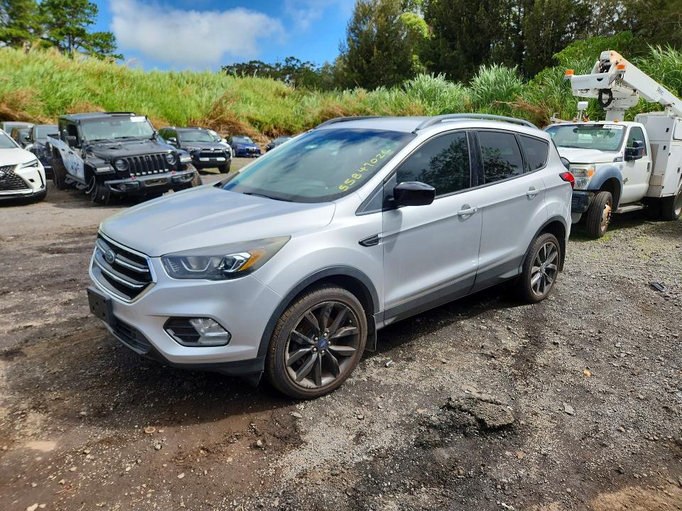 2019 Ford Escape მანქანა იყიდება აუქციონზე, vin: 1FMCU9GD3KUA07532, აუქციონის ნომერი: 55847026