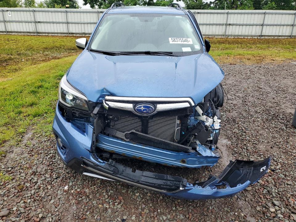 58375546 :رقم المزاد ، JF2SKAXC0MH557573 vin ، 2021 Subaru Forester مزاد بيع