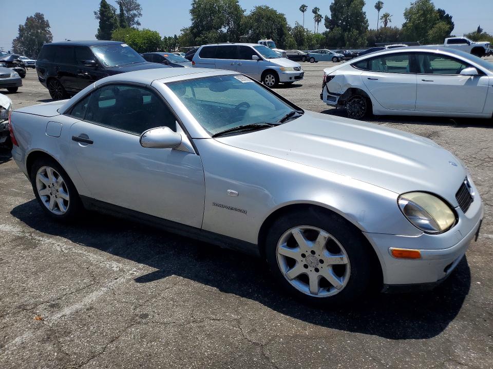 Продажа на аукционе авто 2000 Mercedes-benz Slk, vin: WDBKK47FXYF155554, номер лота: 56358226