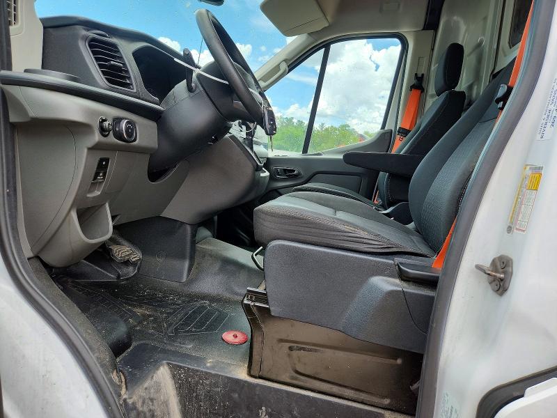 59729936 :رقم المزاد ، 1FTBR1C80MKA86233 vin ، 2021 Ford Transit مزاد بيع