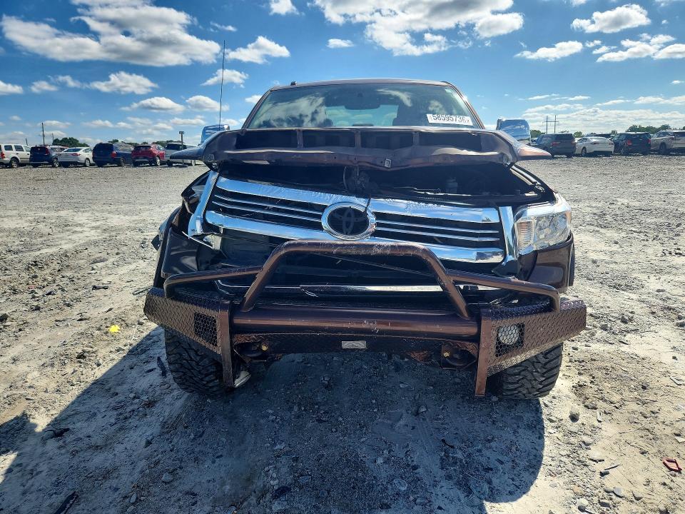 58595736 :رقم المزاد ، 5TFDW5F11GX520593 vin ، 2016 Toyota Tundra مزاد بيع