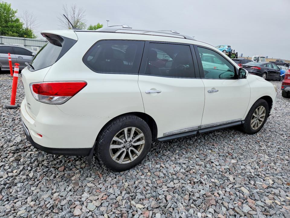 56751486 :رقم المزاد ، 5N1AR2MM7FC608278 vin ، 2015 Nissan Pathfinder مزاد بيع