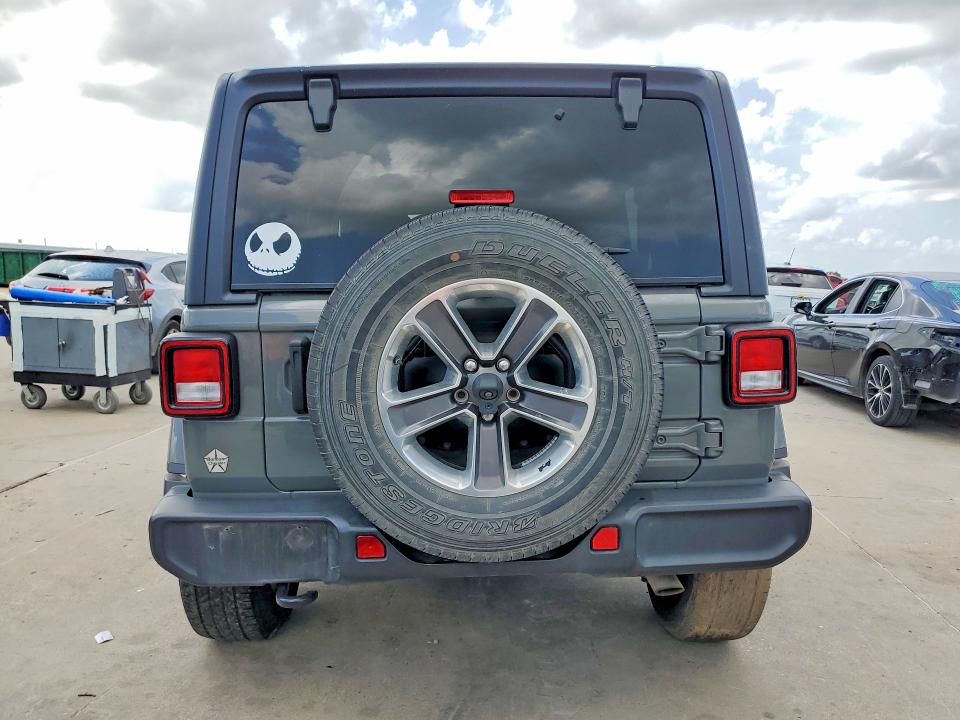 2021 Jeep Wrangler Unlimited მანქანა იყიდება აუქციონზე, vin: 1C4HJXEN8MW645530, აუქციონის ნომერი: 56660266